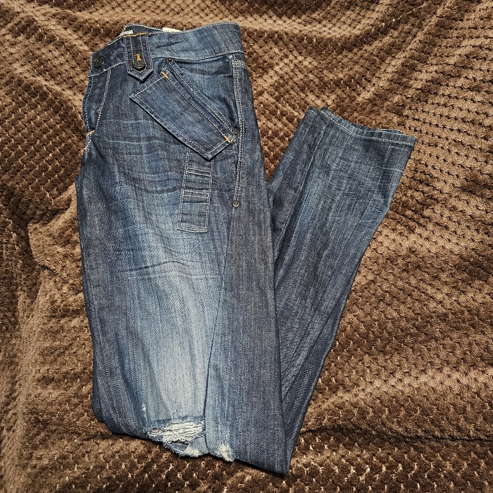 TAVERNITI SO Designer Jeans Faded & Distressed